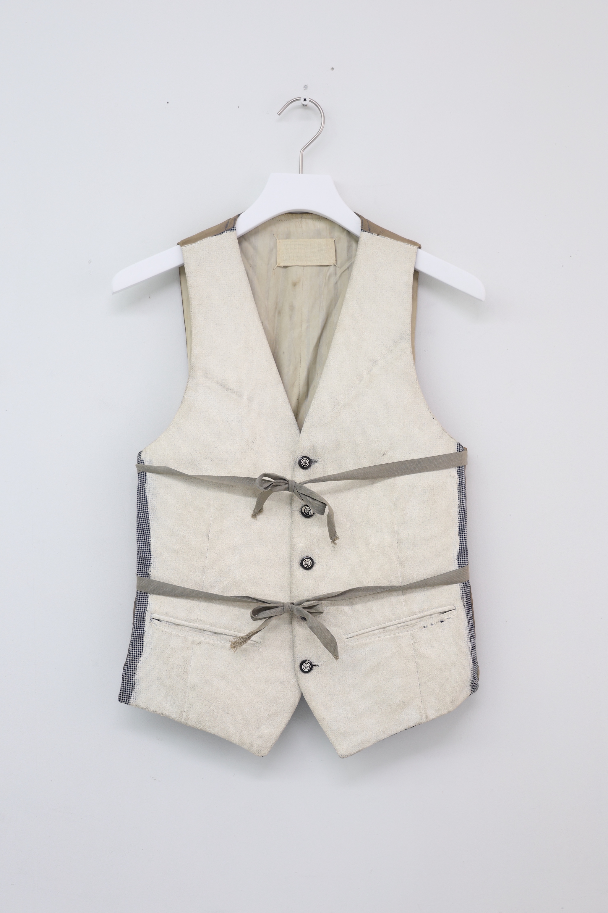 Artisanal White-Painted Vest(Maison Martin Margiela)