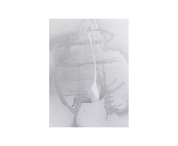 Tsuyoshi Higashijima《しろのそら》2025,Spray paint ,Acrylic on canvas,33.5×24.5cm